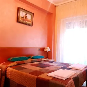 https://pensione-bullicante.it-romehotels.com