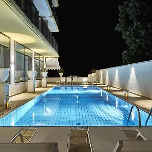 https://palace-hotel-regina.hotelinveneto.com